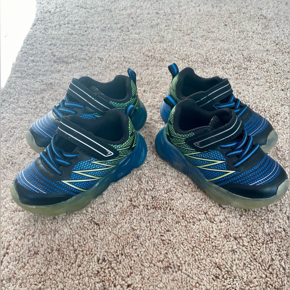MATCHING Light Up Kids Sneakers in Blue and Green